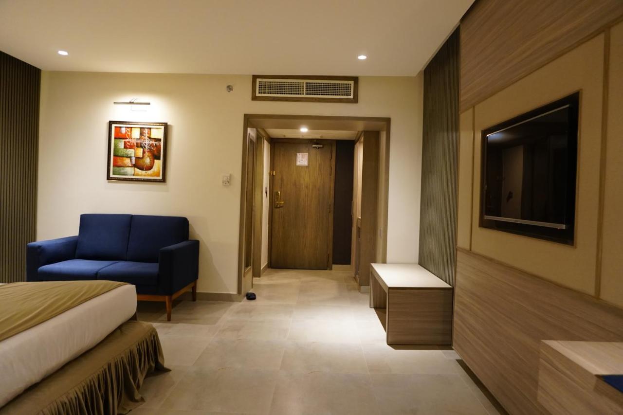 Regent Plaza Hotel & Convention Center Καράτσι Εξωτερικό φωτογραφία